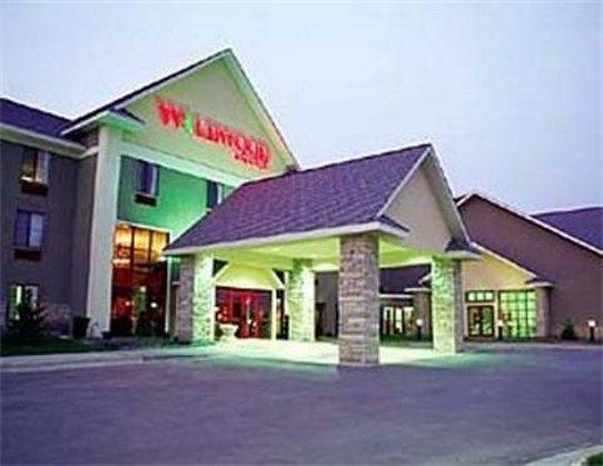 Wildwood Lodge & Suites Clive Εξωτερικό φωτογραφία